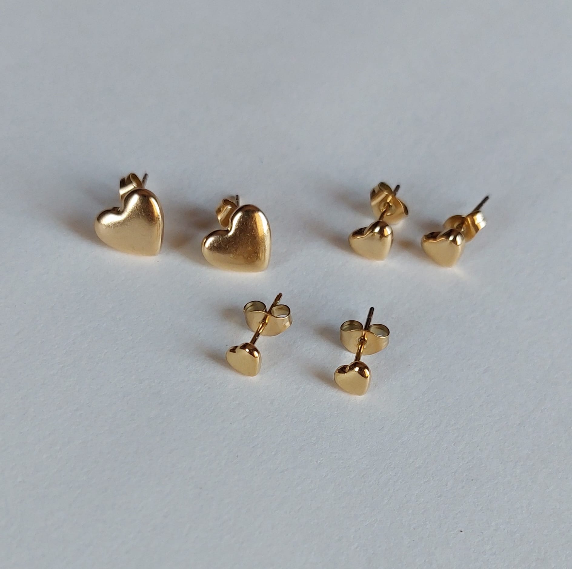 dainty anti tarnish jewelry, waterproof jewelry